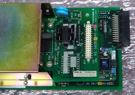 AIP571 YOKOGAWA Electrical Transceiver RIO I/O Module Field Control Unit V-net Control Bus 24 V DC