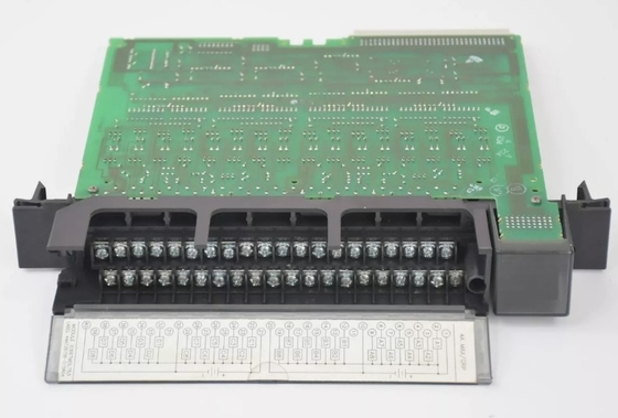 IC697MDL753 GE Discrete Output Modules 5/48 Volt DC 0.5 Amp Negative Logic 32-point Output Module