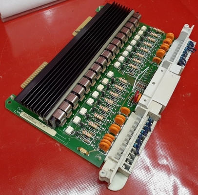 Honeywell 621-6550RC PLC Module 24Vdc 16 point Source Output Board