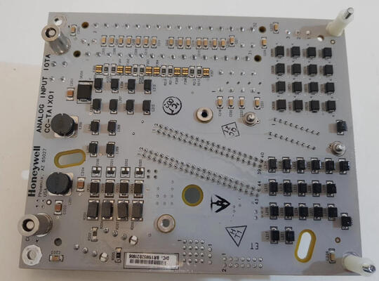 Honeywell CC-TAIM01 Low-level Analog Input Module with 64 Fully Isolated Inputs for Thermocouples and Thermoresistors (-40°C to +70°C)