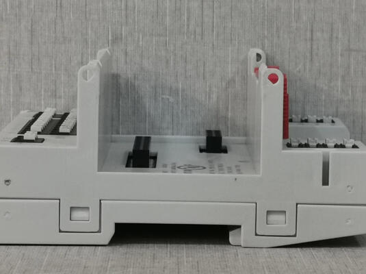 Honeywell XS821-22 24Vdc 110mA Floating Output Terminal Socket with Module and Base Separation Design