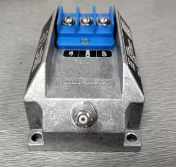 IQS450 204-450-000-002 A1-B21-H10-I0 Eddy current proximity signal conditioner