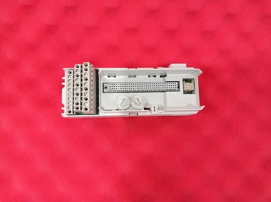 TU811V1 ABB S800 Compact Module Termination Unit 1x8 Signal Terminals 3BSE013231R1