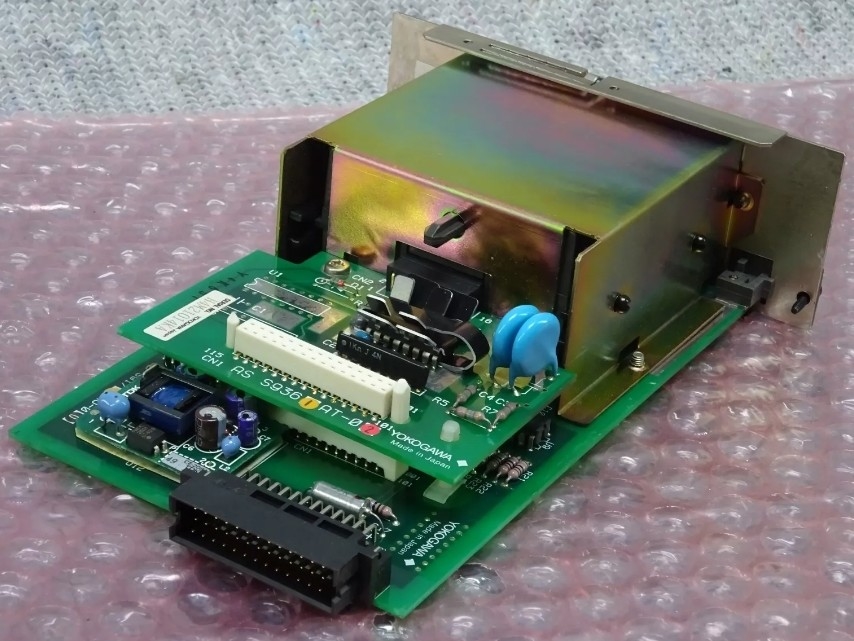 AIP571 YOKOGAWA Electrical Transceiver RIO I/O Module Field Control Unit V-net Control Bus 24 V DC